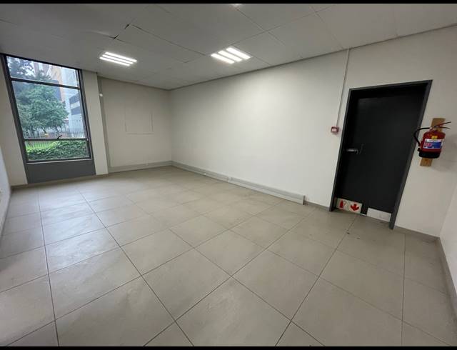 216M² OFFICE TO LET IN ROSEBANK